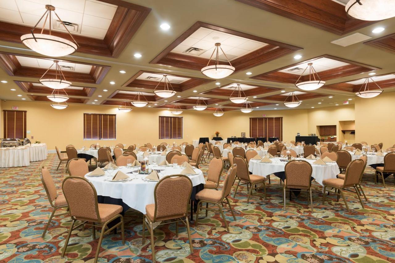 Holiday Inn Midland By Ihg Exterior photo